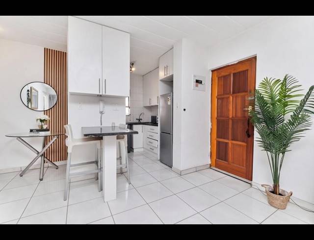 2 BEDROOM APARTMENT FOR SALE IN MORNINGSIDE